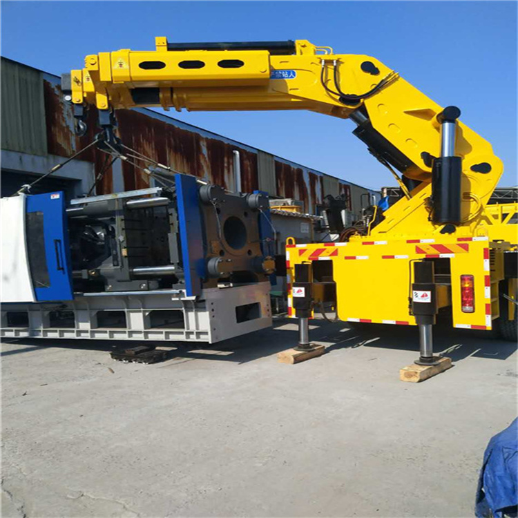 石城县优质大吨位随车吊出租服务，助您高效施工