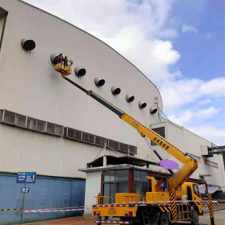 石城县高空作业车出租服务：专业广告牌安装解决方案